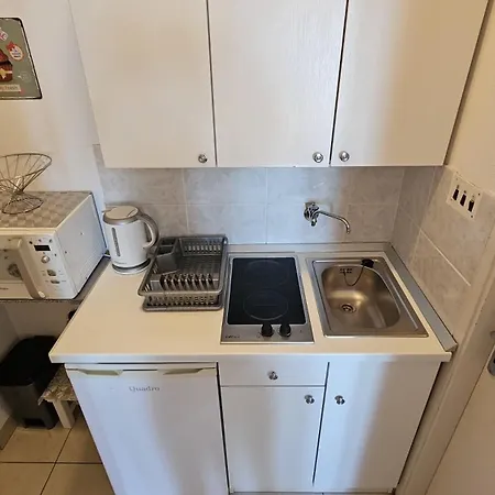 8 Apartment Makarska