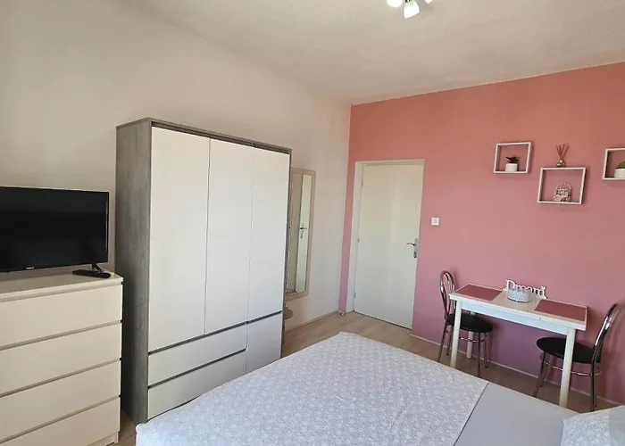 Apartament 8 Makarska