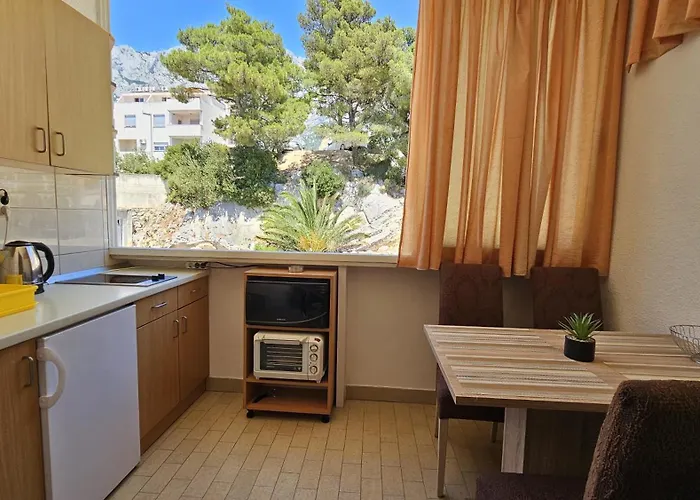 Apartment 8 Makarska