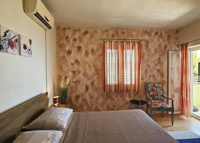 Apartament 8 Makarska